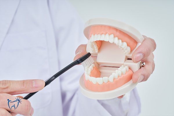 Nha Khoa Quốc Tế Sài Gòn Bác sĩ tư vấn, chăm sóc răng miệng tại nhà
