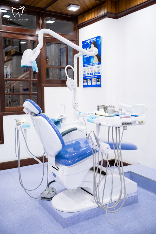 Nha Khoa Quốc Tế Sài Gòn Ghế nha khoa chất lượng cao được nhập khẩu chính hãng bên Châu Âu