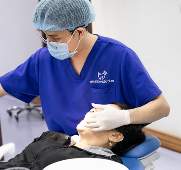 Nha Khoa Quốc Tế Sài Gòn Nha Khoa Quốc Tế Sài Gòn là địa chỉ trồng Implant răng cửa uy tín Tp. HCM