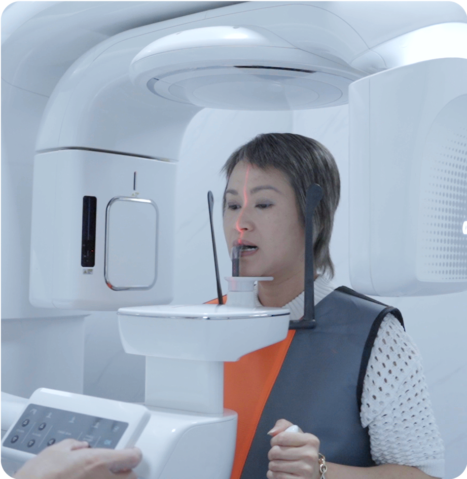 Chụp phim kiểm tra tình trạng răng trước khi cấy ghép implant