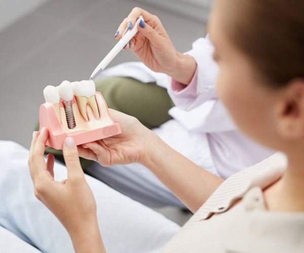 Nha Khoa Quốc Tế Sài Gòn Đánh giá tình trạng cấu trúc răng hàm
