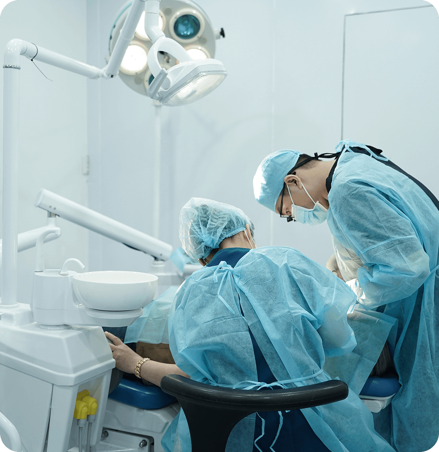 Thực hiện cấy ghép Implant toàn hàm