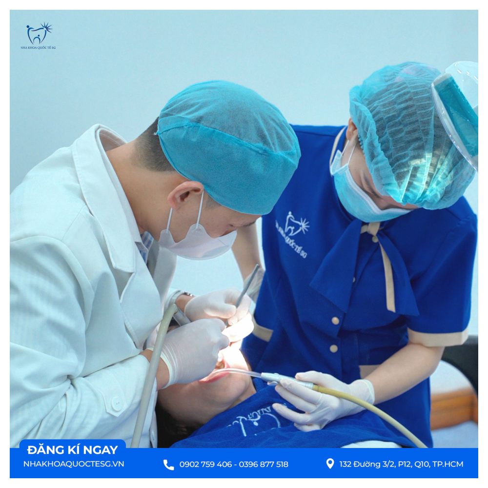 Nha Khoa Quốc Tế Sài Gòn Đội ngũ chuyên nghiệp, cam kết không phát sinh thêm chi phí