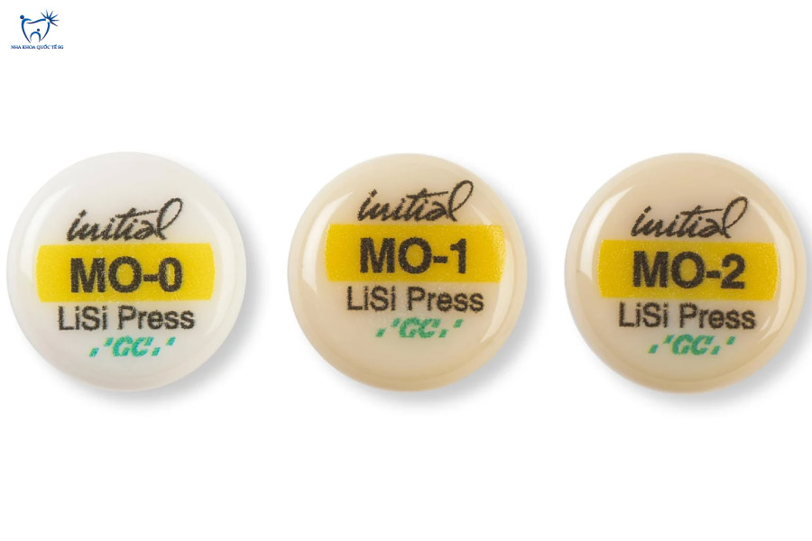 Phôi sứ GC Initial Lisi Press với độ trong mờ như răng thật