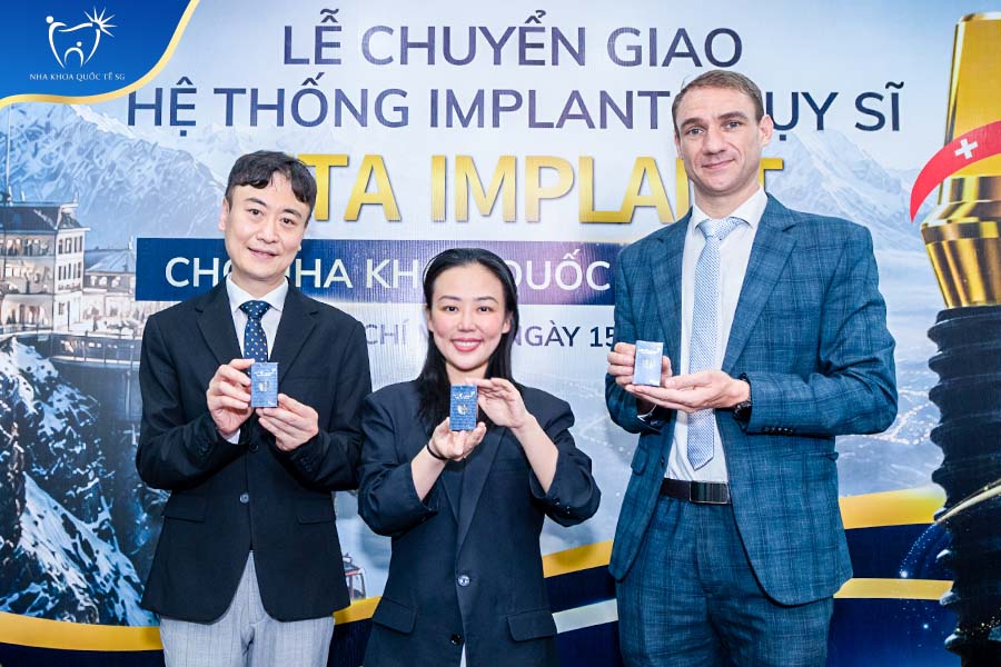 Nha Khoa Quốc Tế Sài Gòn Lễ chuyển giao công nghệ cấy ghép răng sứ kỹ thuật cao với hệ thống NTA Thụy Sĩ